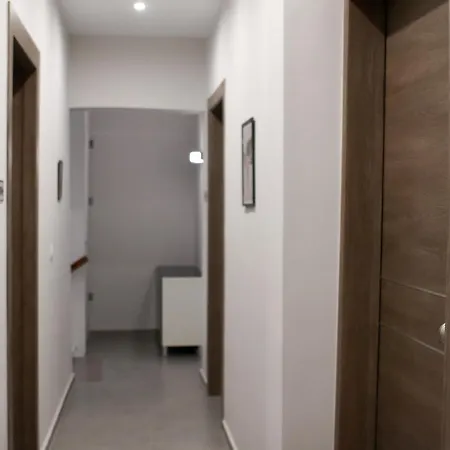 La Casa De Profesor 2 Kalambaka